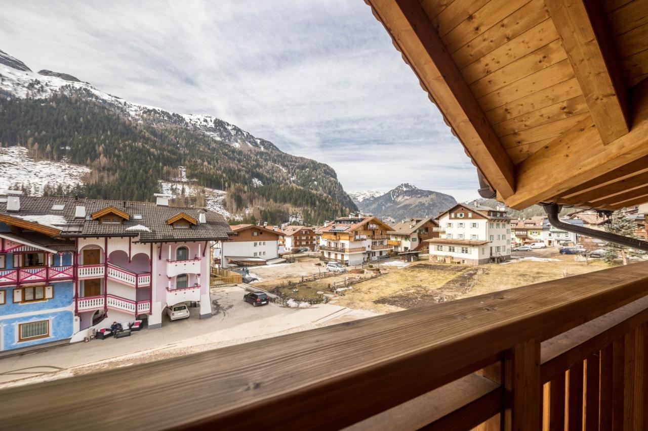 Cesa Zapin 1 Appartement Canazei Buitenkant foto