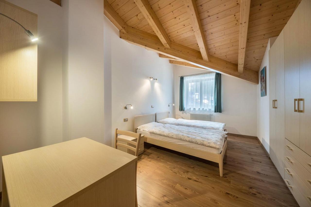Cesa Zapin 1 Appartement Canazei Buitenkant foto